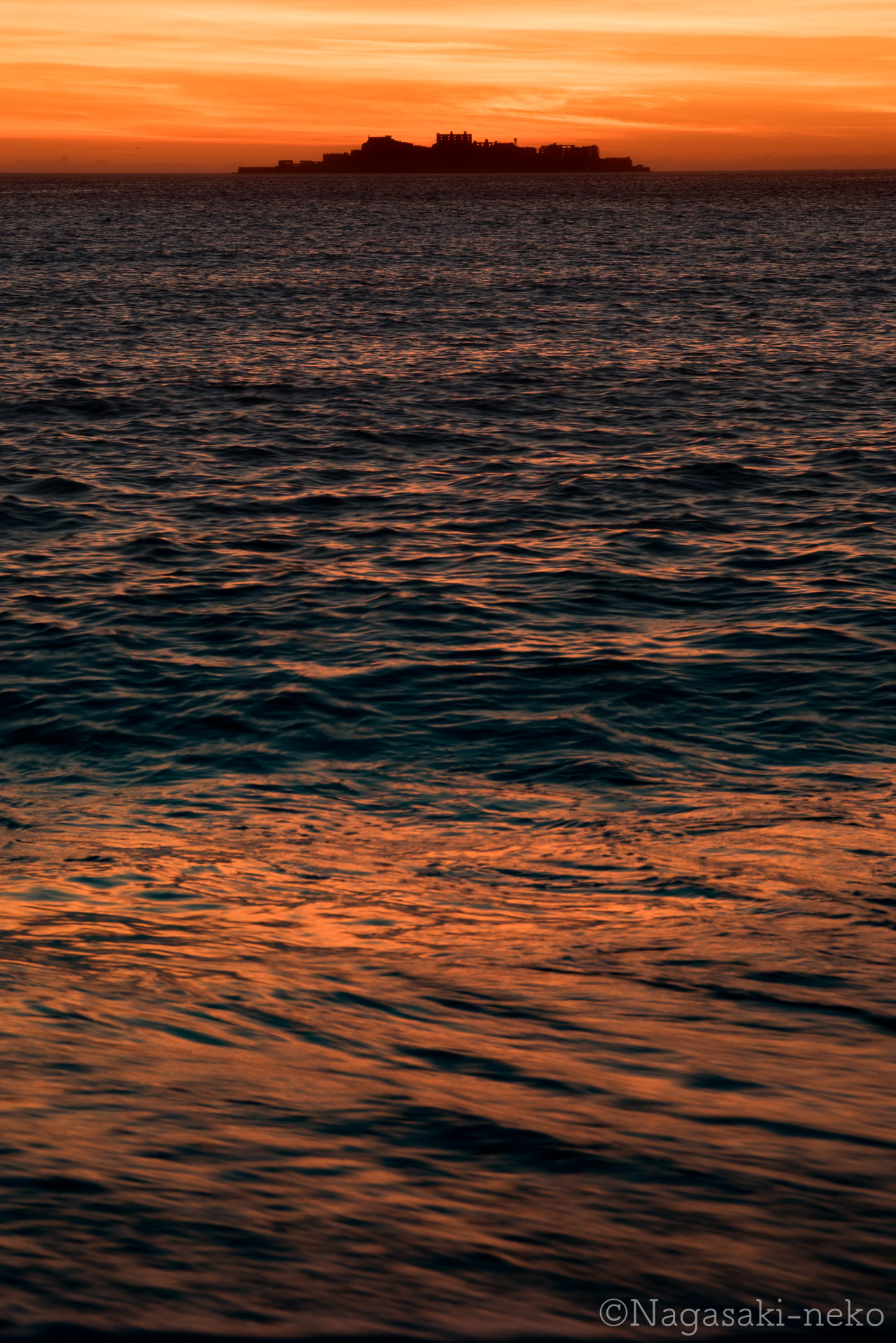 The sunset on Warship Island